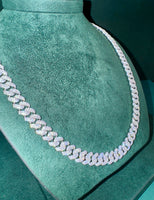 The Luxx 10 mm Cuban Link Chain 3