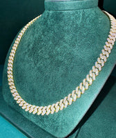 The Gold Luxx 10mm Cuban Link Chain 3