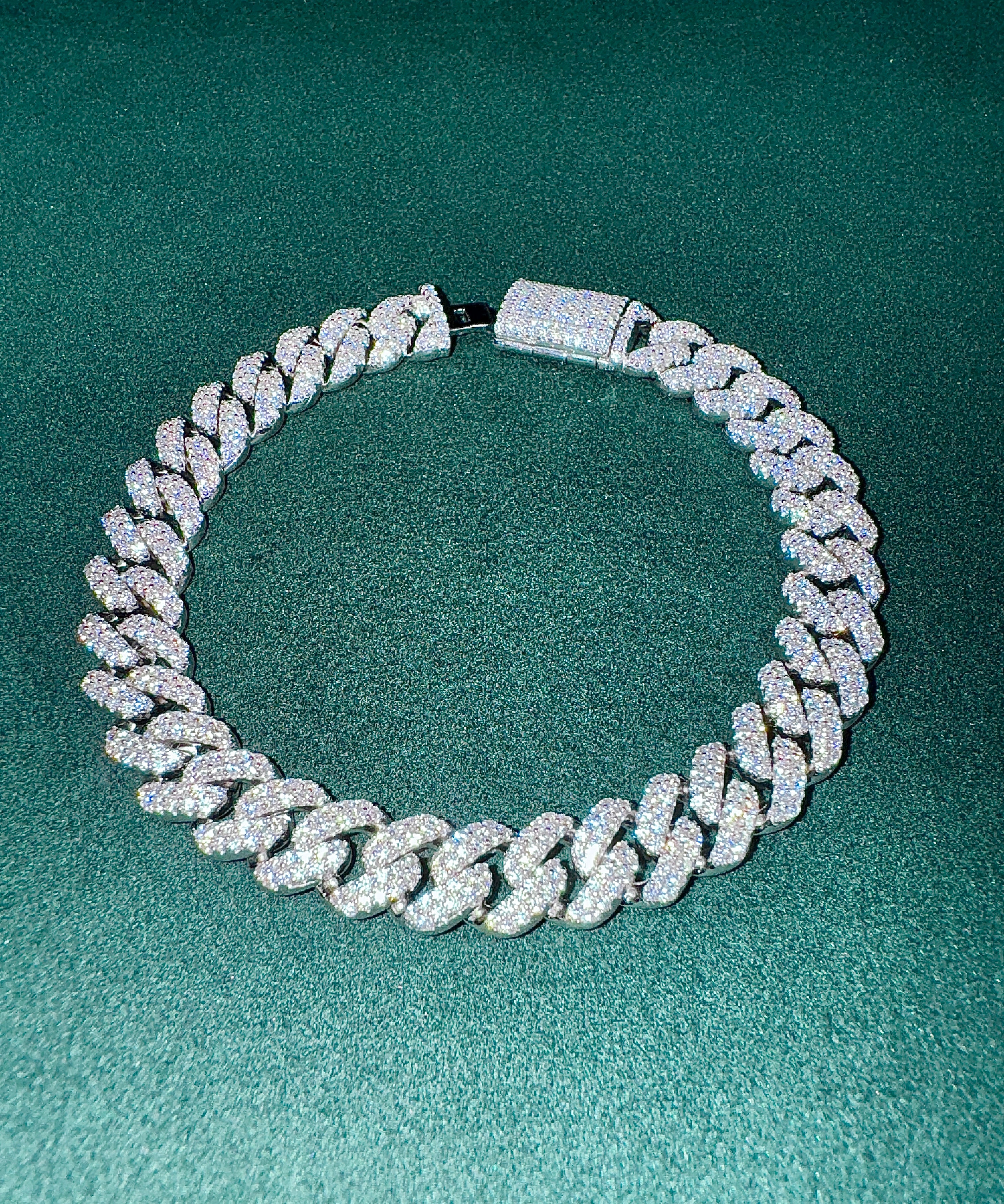 The Luxx 10 mm Cuban Link Bracelet